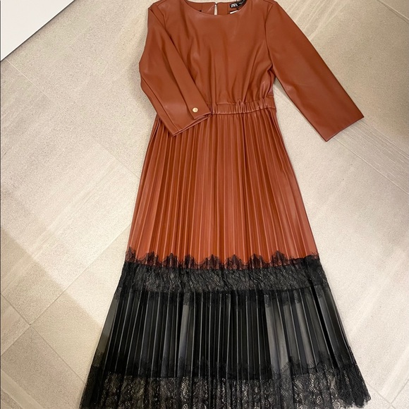 Zara Contrasting Vegan Leather Pleated Dress - Picture 1 of 8